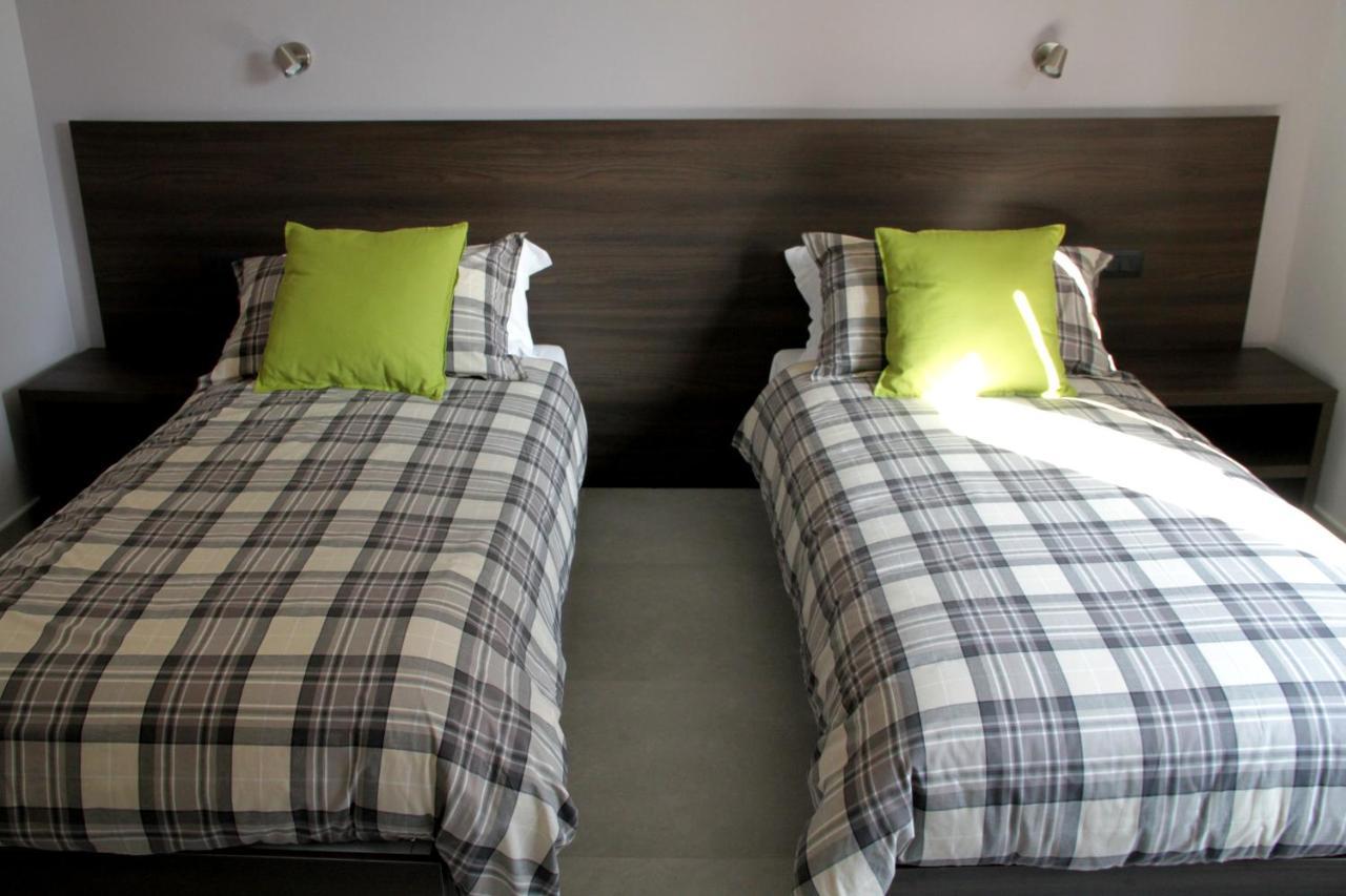 Easyroom Frosinone - Casello Autostradale エクステリア 写真