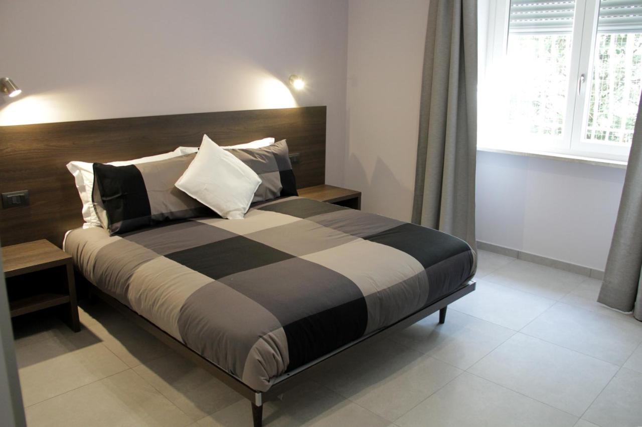 Easyroom Frosinone - Casello Autostradale エクステリア 写真